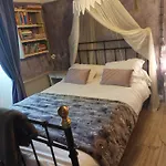 Bed and Breakfast La Flor Azul Grospierres
